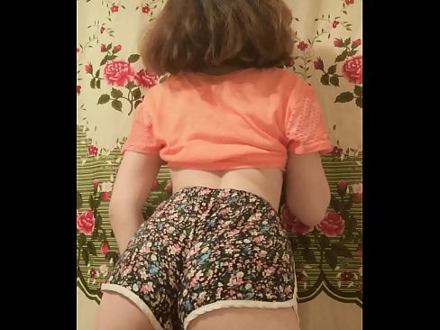 ❤️ Seksīga jauna skaistule izģērbjas no šortiem kamerā ❌ Cietā porno pie lv.befuck-net.ru
